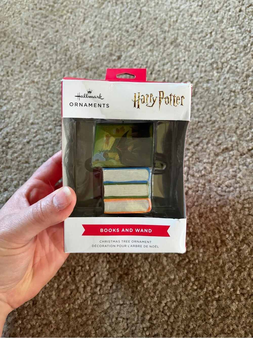 NWT Harry Potter Books and Wand Ornament